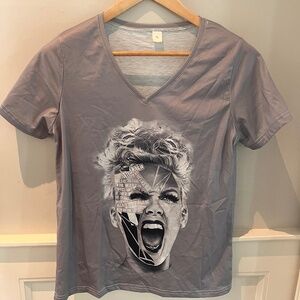 P!nK tees 2 for 1